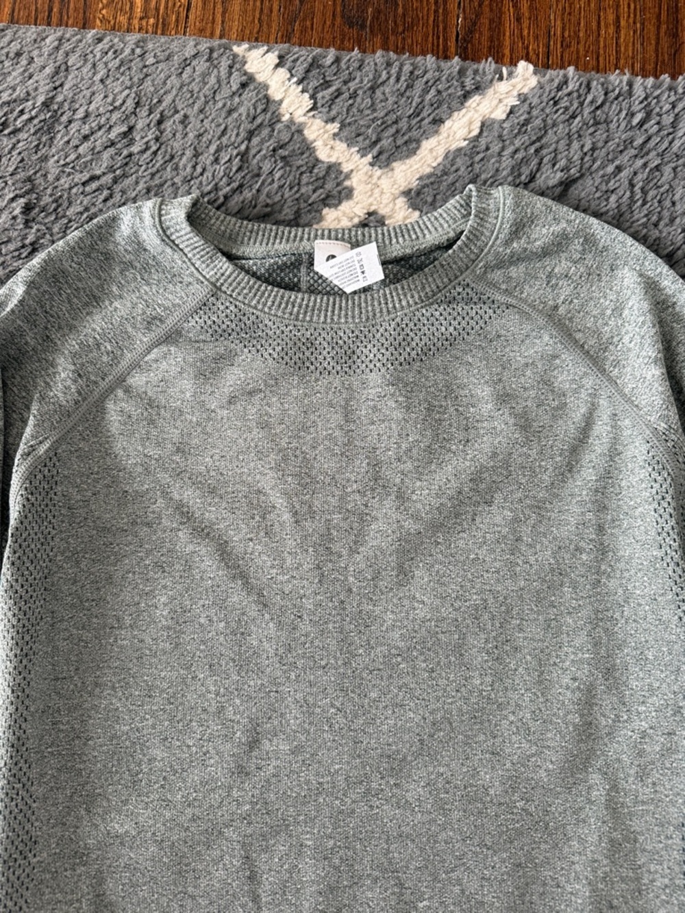 90 Degree By Reflex Light Heathered Green Seamless Zaia Long Sleeve Top - Picture 4 of 8
